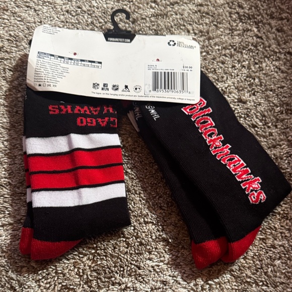 NHL Black and Red Team Logo Socks - Picture 3 of 4